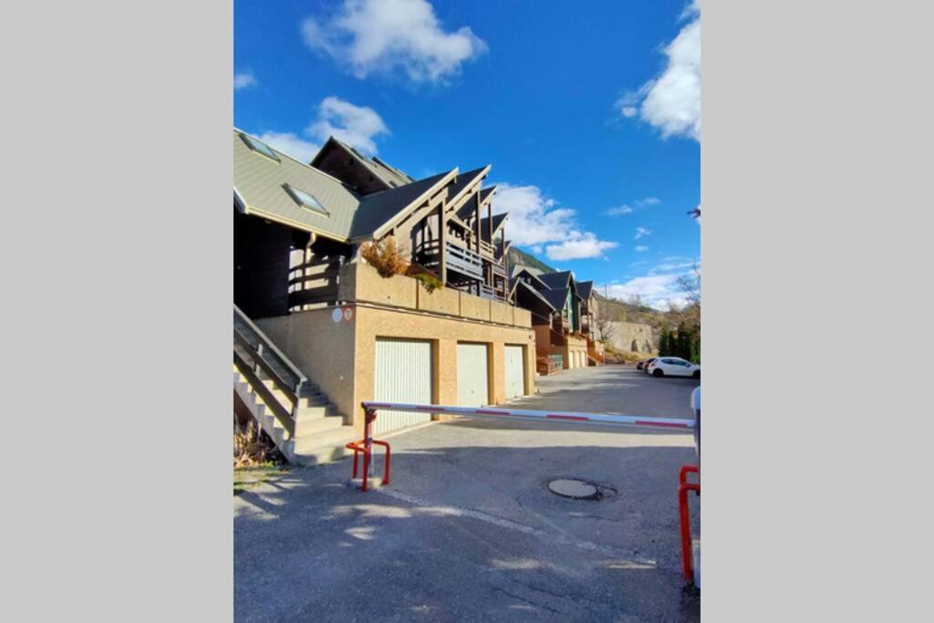T2 Proche Serre Chevalier Vallée 4 Personnes *